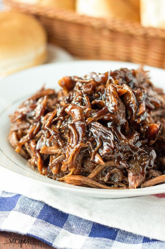 13 Best Crockpot Meats to Whip Up for a Party