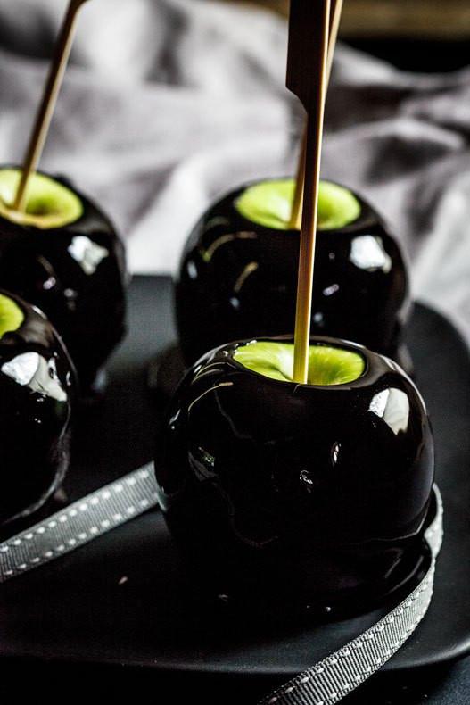 15 Spooky Grown-Up Halloween Recipes (Because We’re Adulting So Hard)